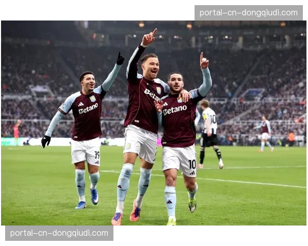 BBC报道:维拉公园球场气氛沸腾,主队三分钟内连入两球逆转 BBC报道:维拉公园球场气氛沸腾,主队三分钟内连入两球逆转